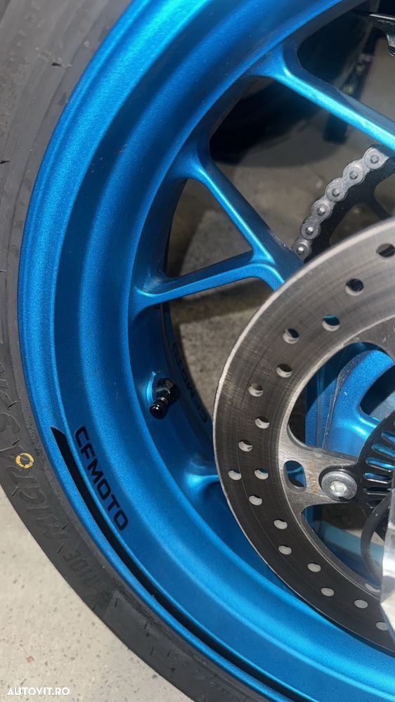 CF Moto 675 SR-R - 5