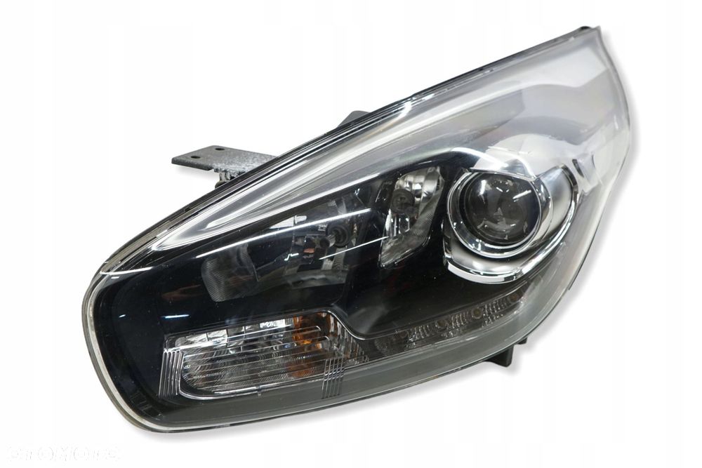 KIA CARENS IV 16R LAMPA LEWY PRZÓD ANGLIK 92102-A4140 - 2