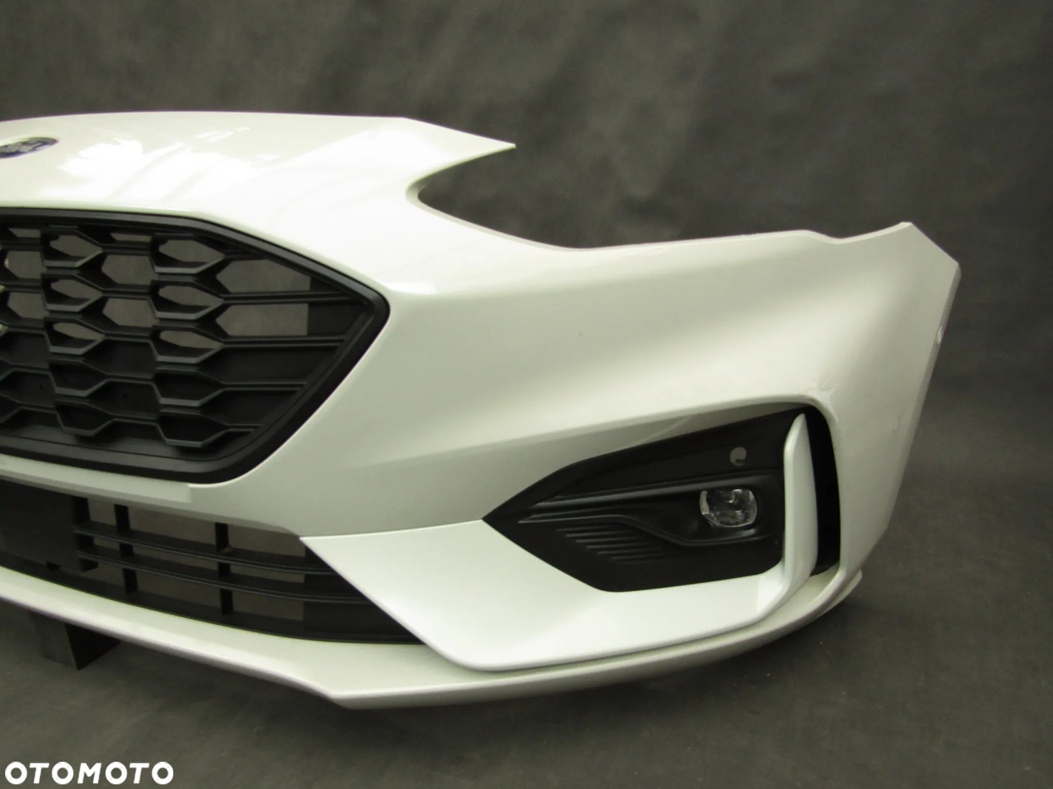 Zderzak przedni Ford Focus ST LINE MK4 18 - 23 Pdc-6 Lakier Metropolis White - 12