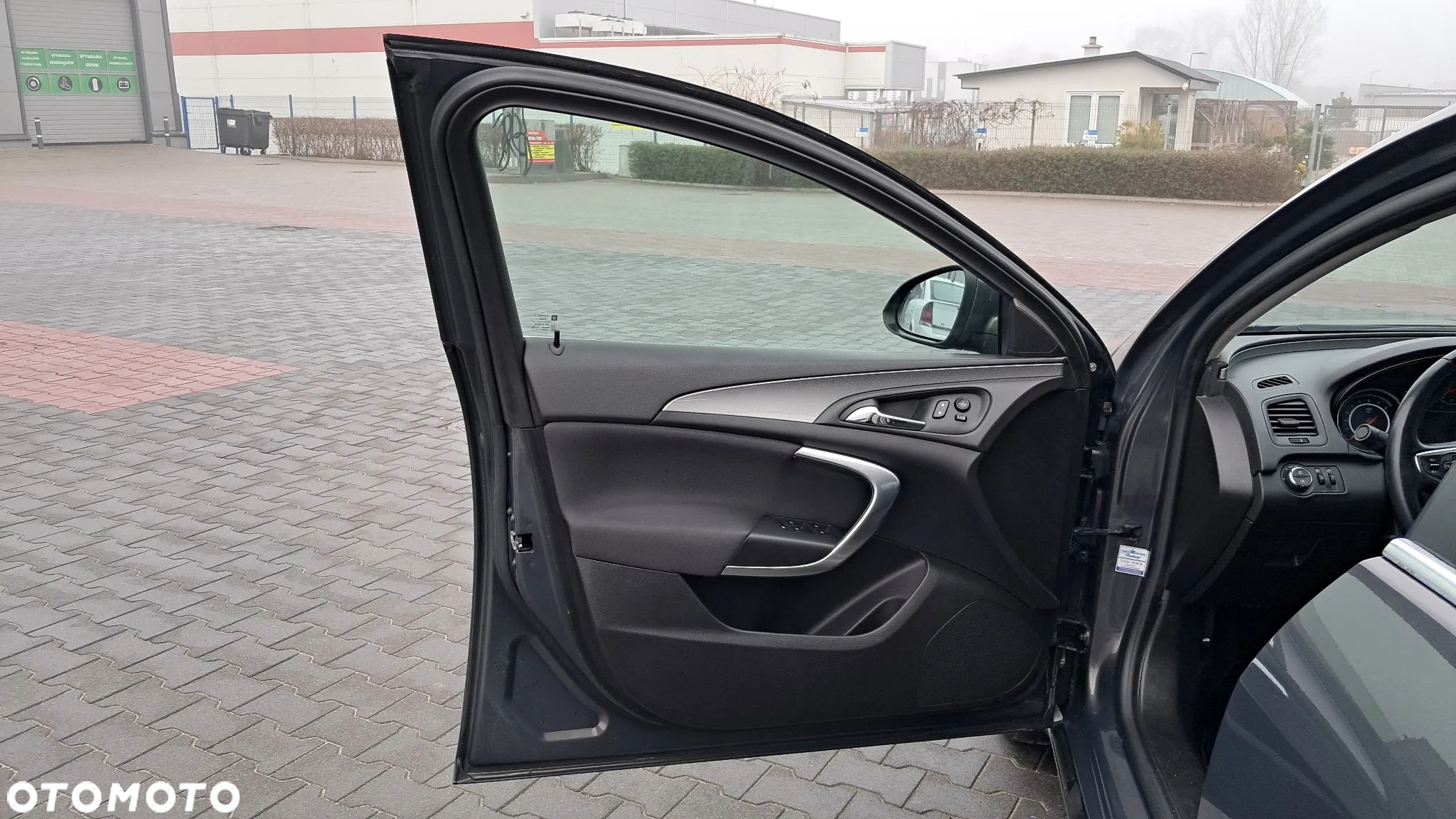 Opel Insignia 1.6 T Edition - 10
