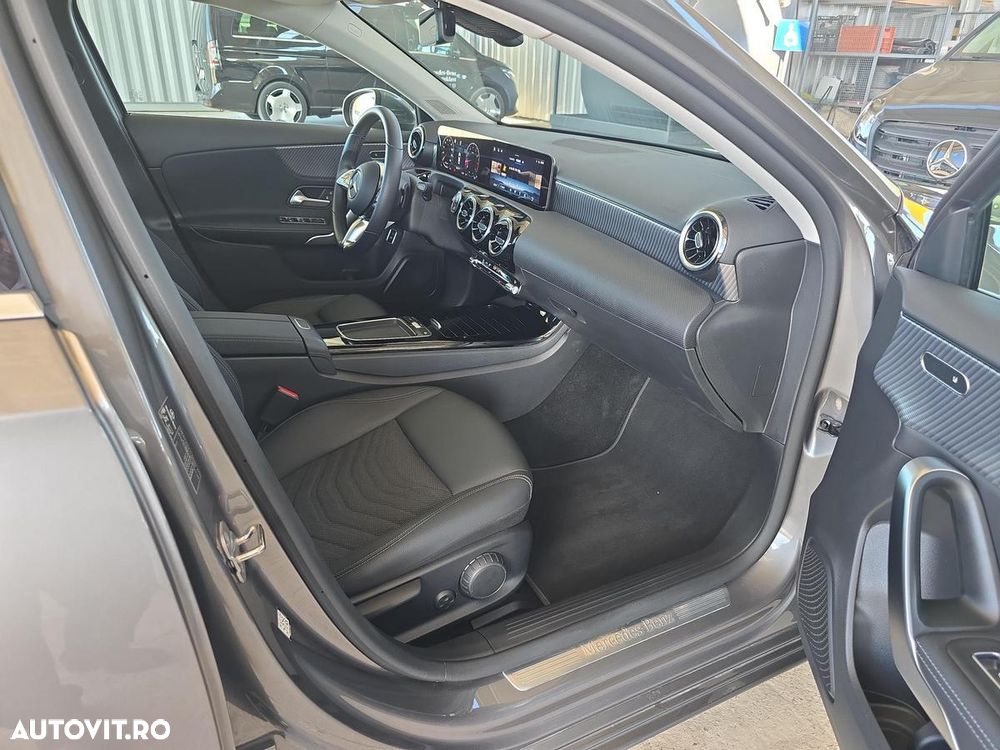 Mercedes-Benz A - 15