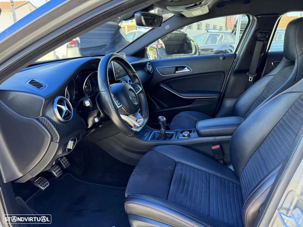 Mercedes-Benz A 180 d AMG Line - 15