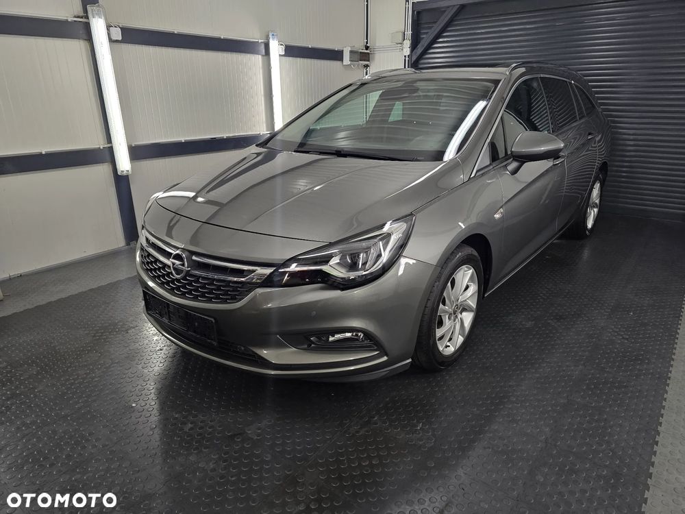 Opel Astra 1.6 CDTI DPF ecoFLEX Start/Stop Exklusiv - 2