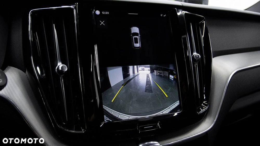 Volvo XC 60 B4 B R-Design - 24