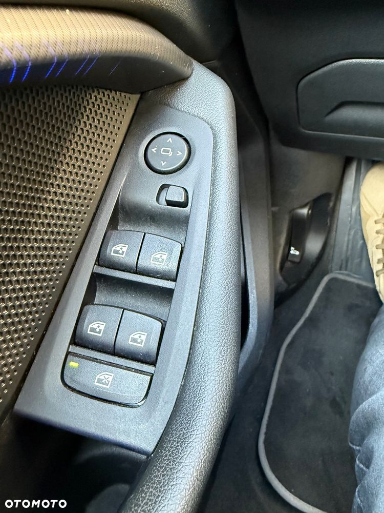 BMW Seria 1 116d Sport Line - 27