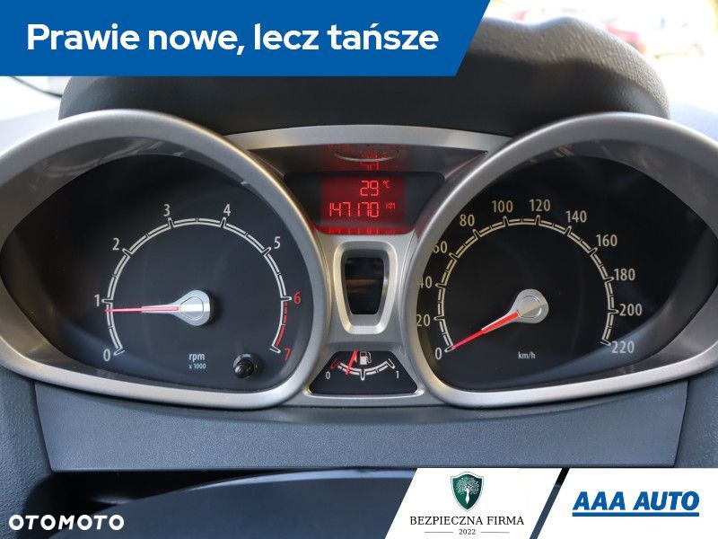 Ford Fiesta - 12