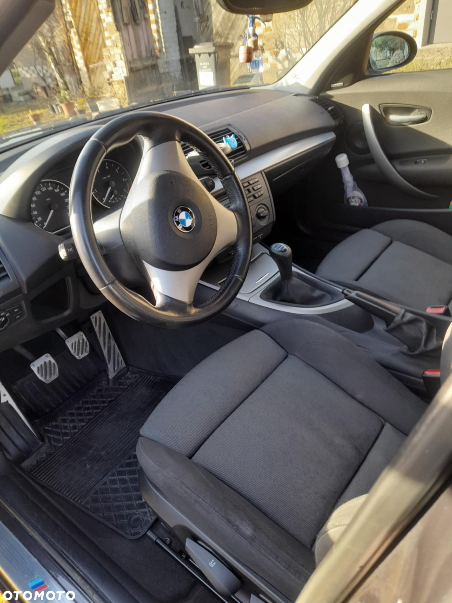 BMW Seria 1 116i - 14