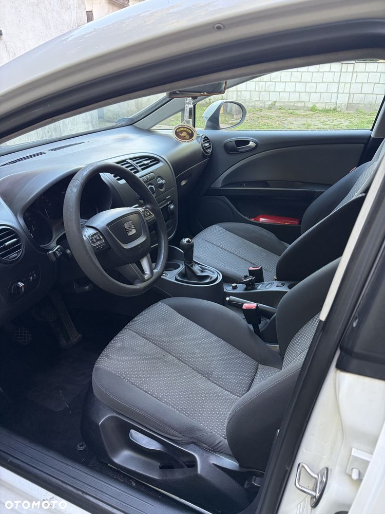 Seat Leon 2009 photo 4