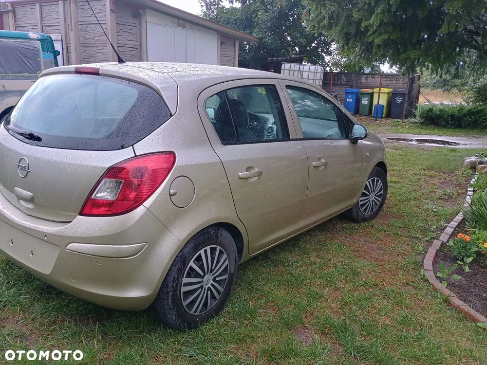 Opel Corsa - 2