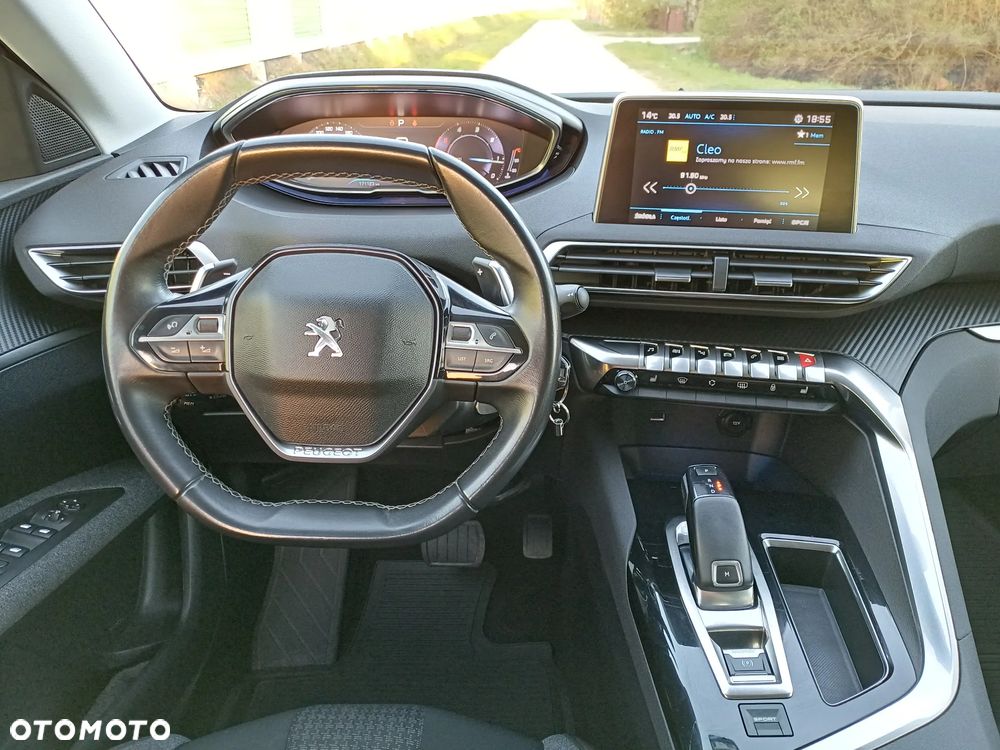 Peugeot 3008 BlueHDi 130 Stop & Start EAT8 Allure - 23