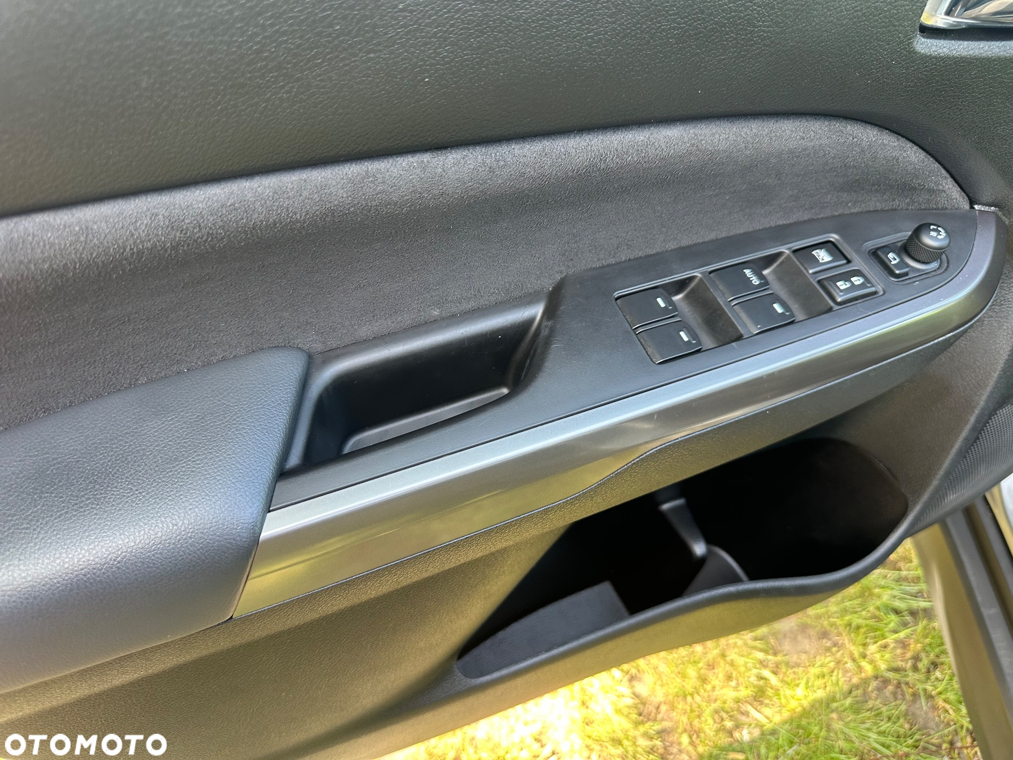Suzuki Vitara 1.5 DualJet Hybrid Premium Plus 4WD AGS - 12