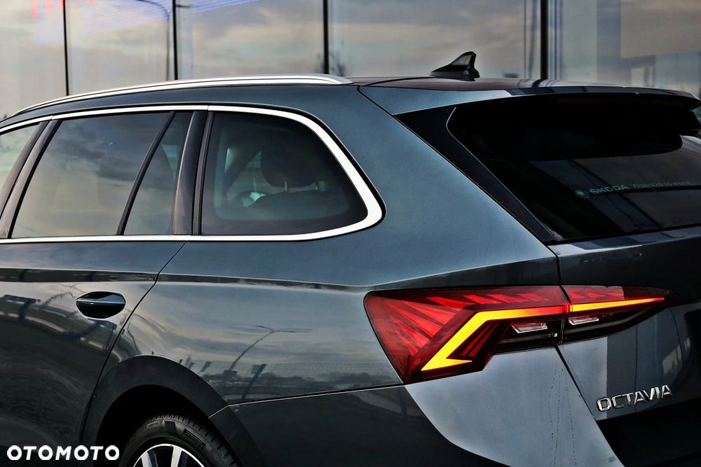 Skoda Octavia 2.0 TDI Style DSG - 15