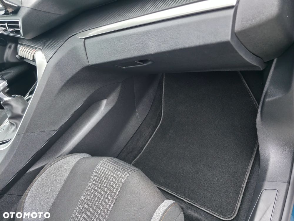 Peugeot 3008 BlueHDi 130 Stop & Start Allure - 16