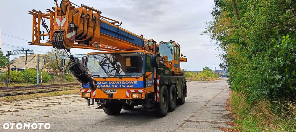Liebherr LTM1050 - 1