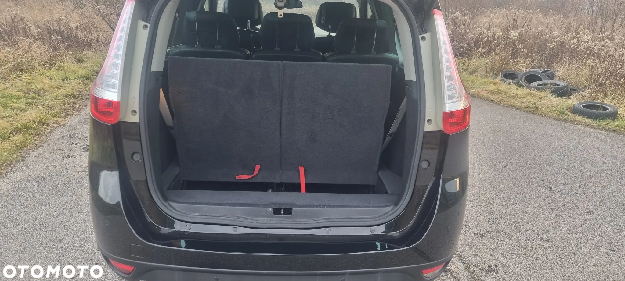 Renault Grand Scenic ENERGY TCe 130 BOSE EDITION - 36