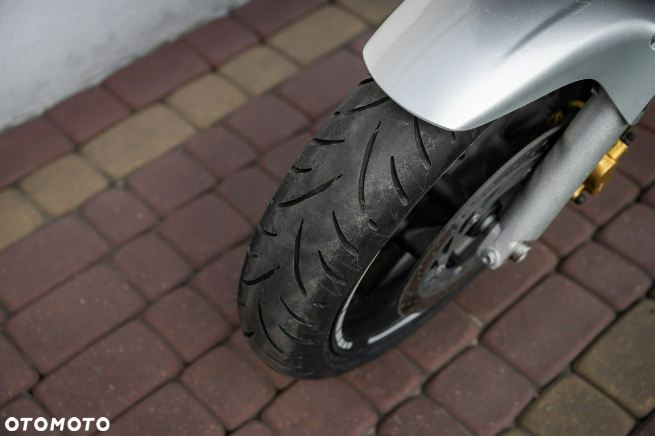 Honda CBF - 7