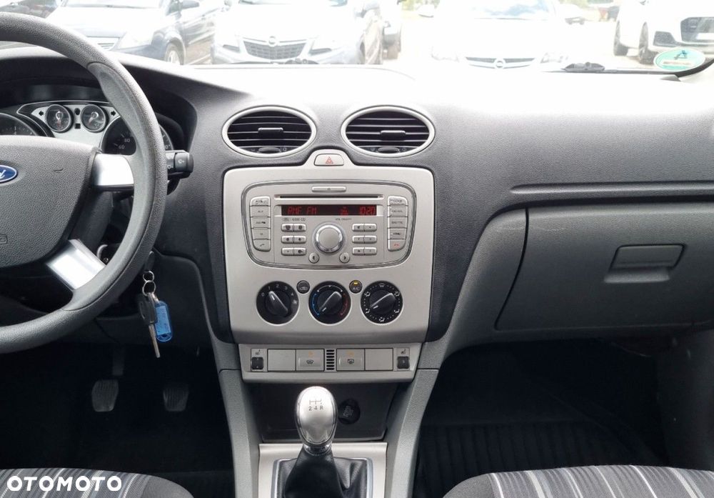 Ford Focus - 16