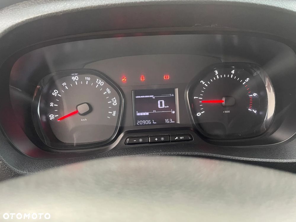 Toyota PROACE - 11