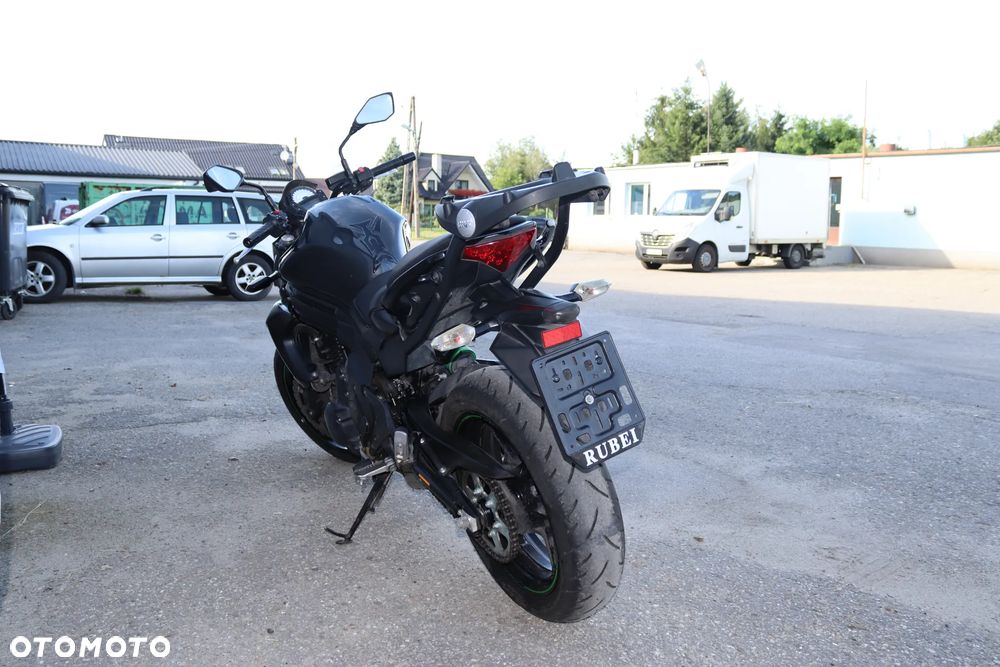 Kawasaki ER - 20