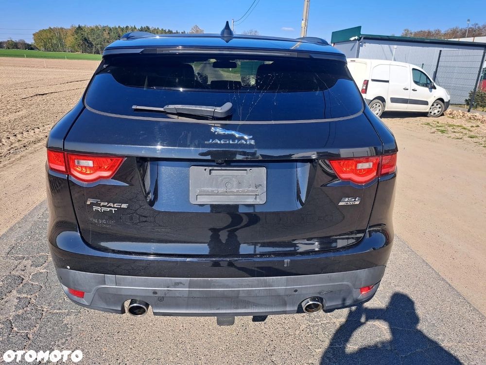 Jaguar F-Pace - 3