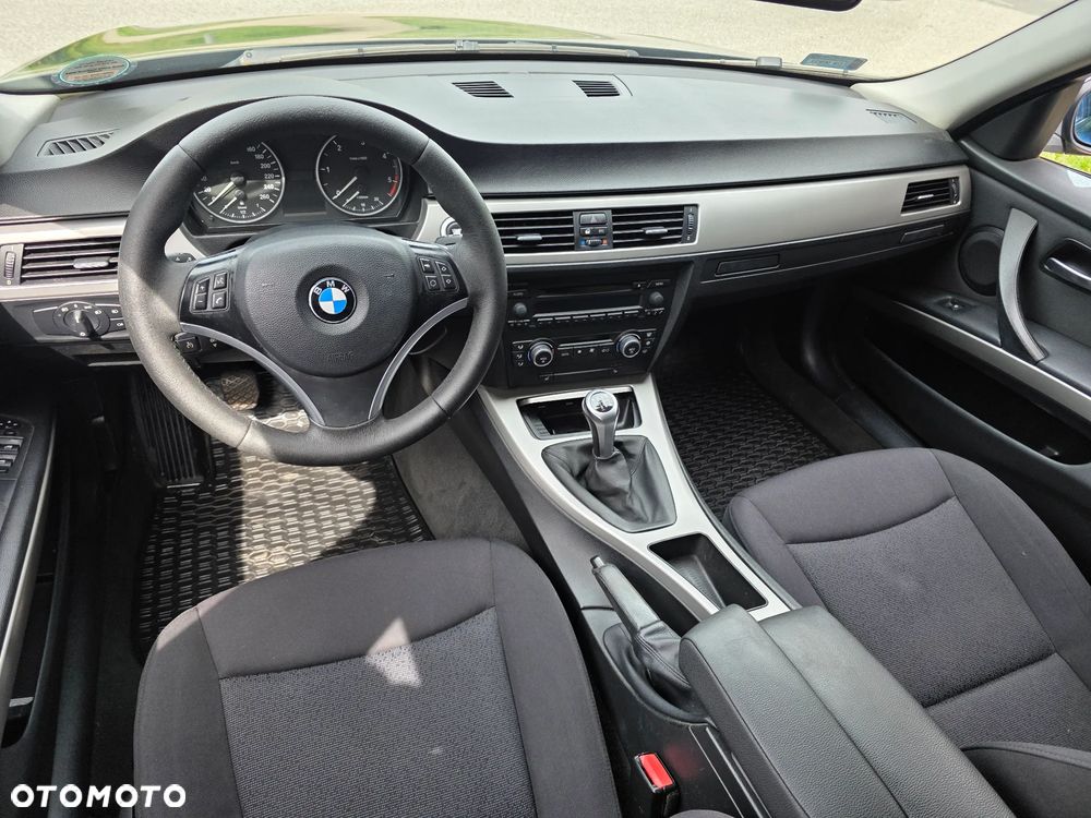BMW Seria 3 320d DPF - 5