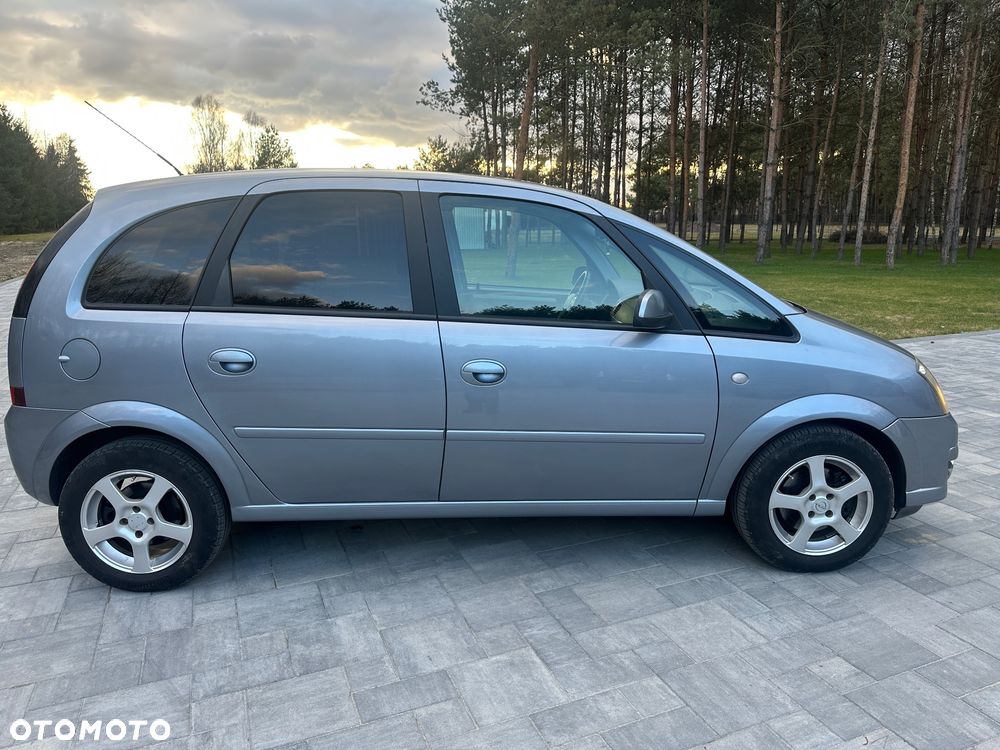 Opel Meriva 1.6 16V NAVI - 19