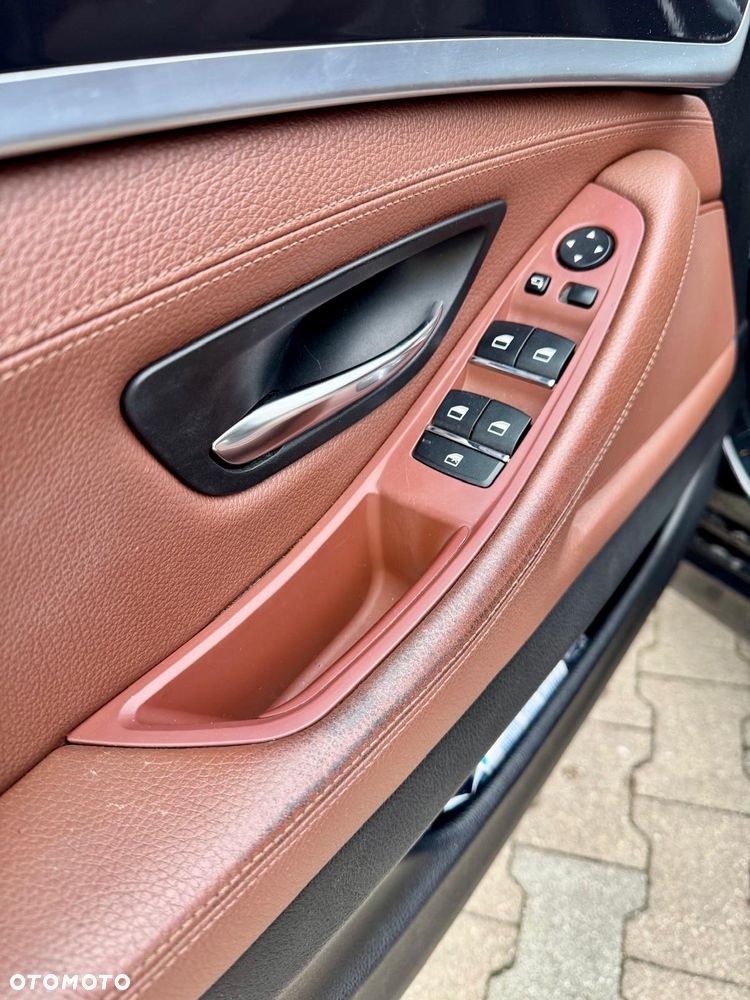 BMW Seria 5 520d - 8