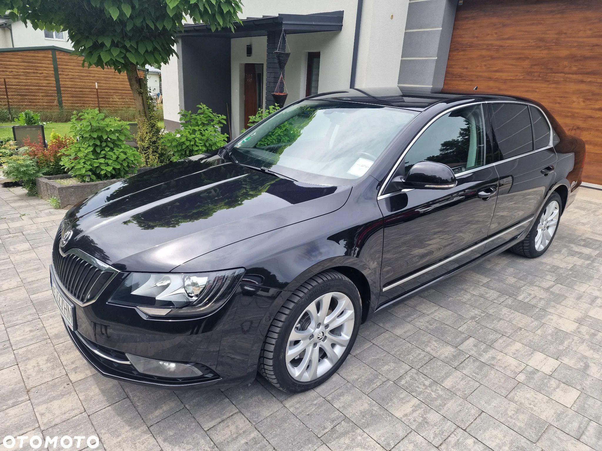 Skoda Superb 2.0 TDI 4x4 Platinum DSG - 1
