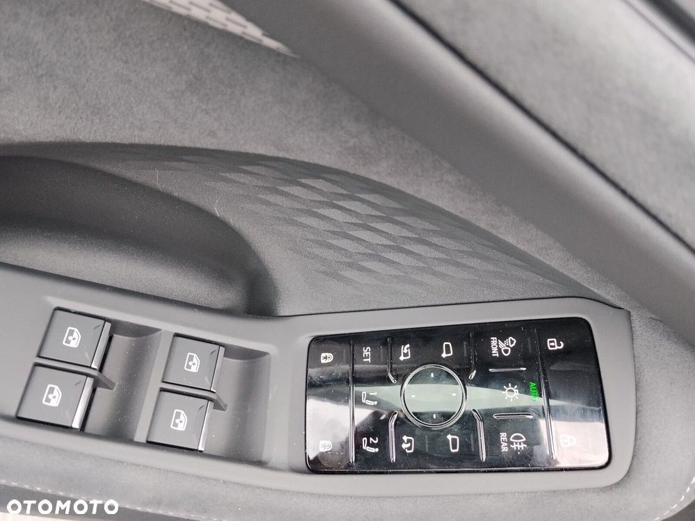 Audi A5 Limousine - 13