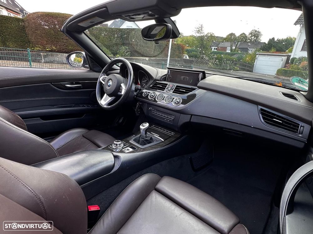 BMW Z4 sDrive20i - 12