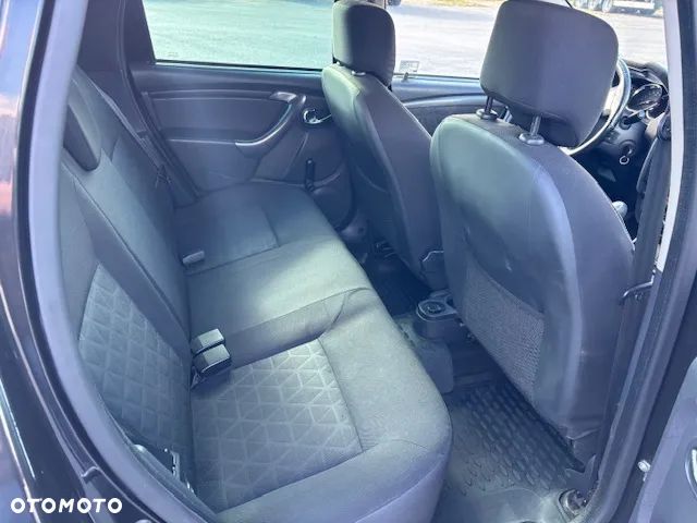 Dacia Duster 1.5 dCi Laureate 4x4 - 6