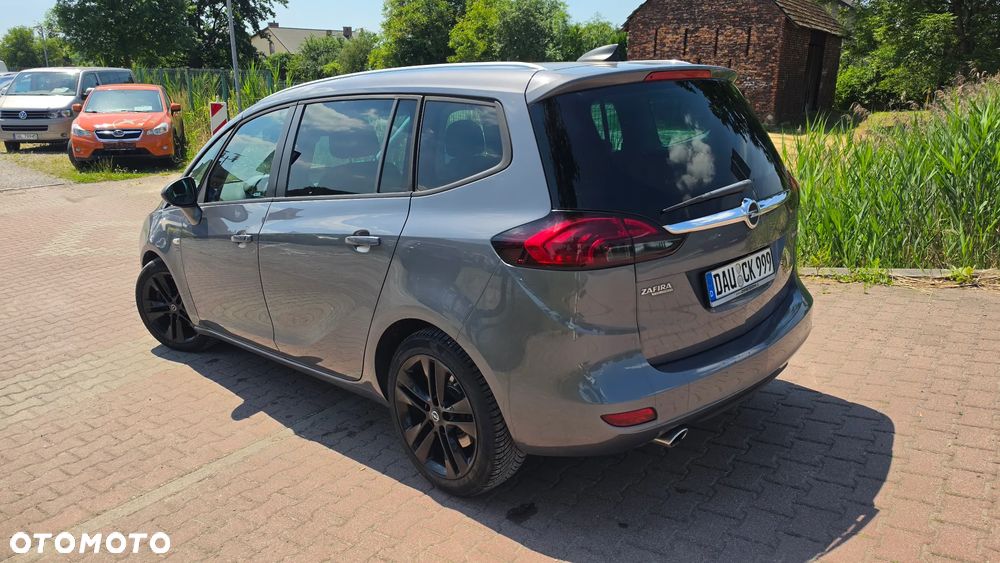 Opel Zafira Tourer 2.0 CDTI Automatik drive - 25