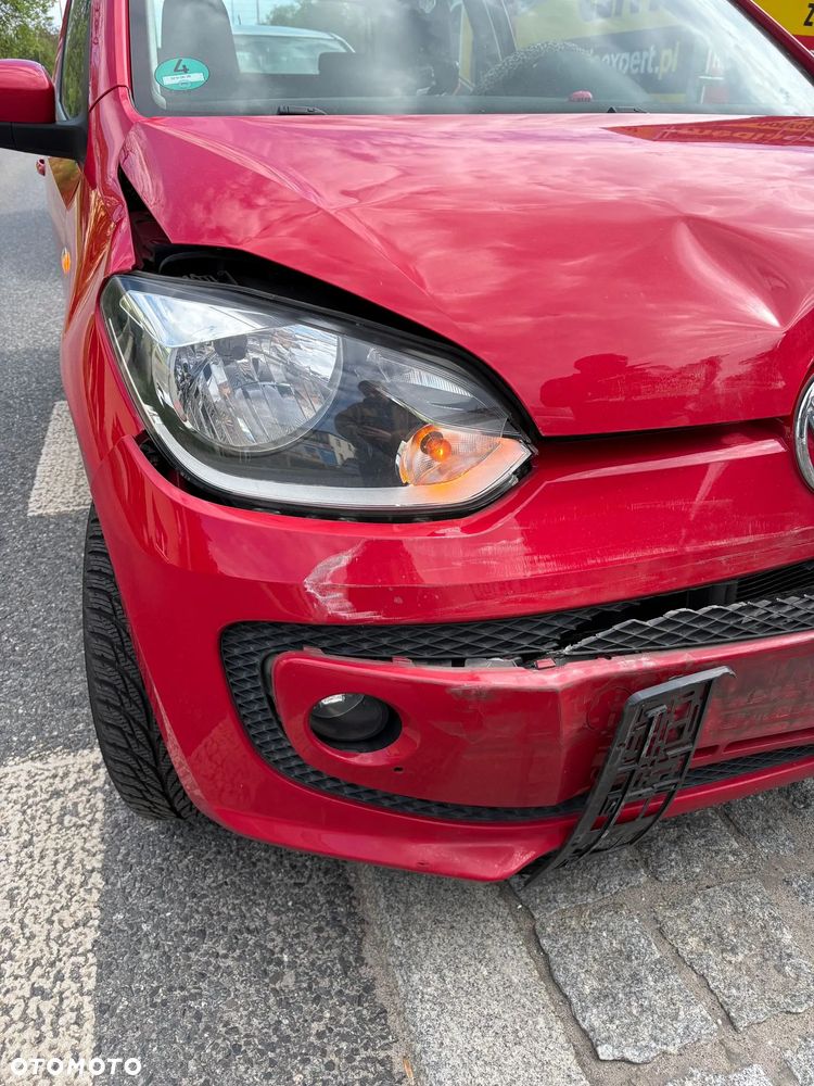 Volkswagen up! BlueMotion Technology move - 7