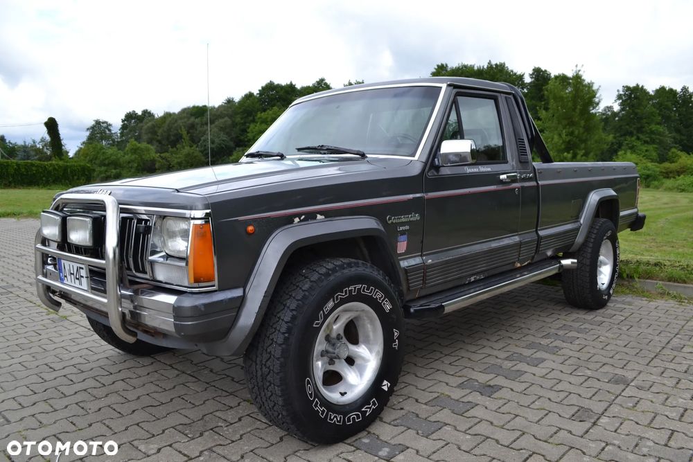 Jeep Comanche - 1