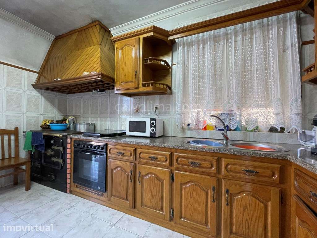Propriedade T4 para venda, situada em Barbeita, Monção. - Grande imagem: 2/23