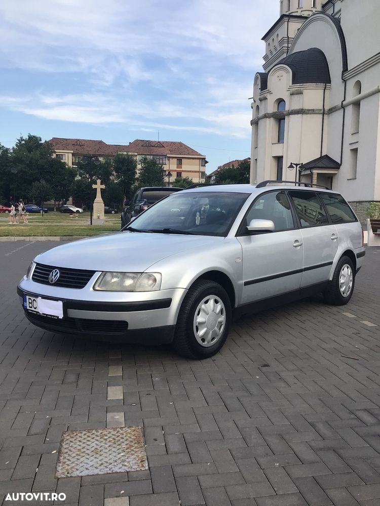 Volkswagen Passat - 2