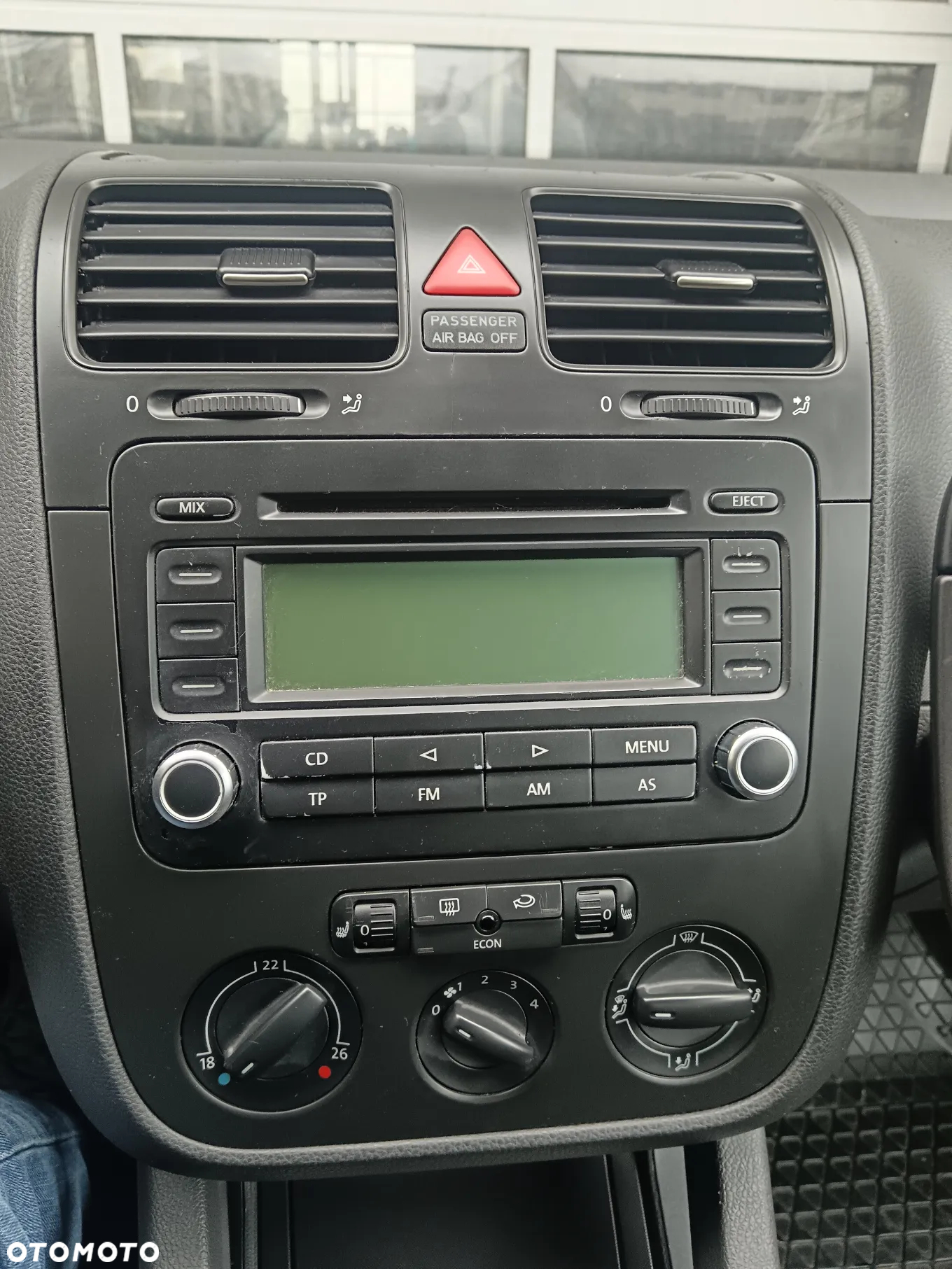 Volkswagen Golf 1.9 TDI Sportline - 23