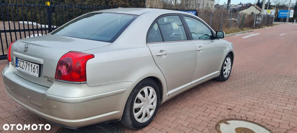 Toyota Avensis 2.0 VVT-i Prestige - 5