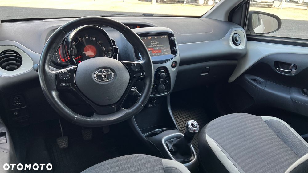 Toyota Aygo 1.0 VVT-i Color Edition - 10