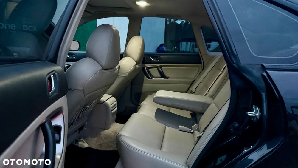 Subaru Legacy 3.0R Automatik Exclusive - 26