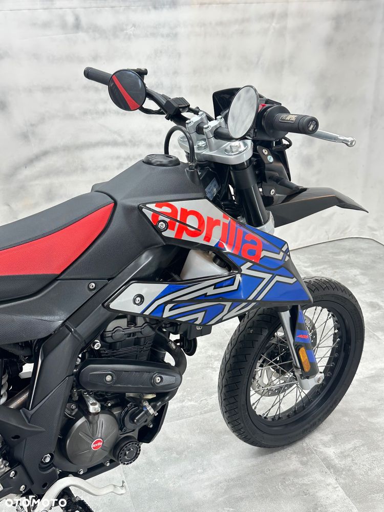 Aprilia SX - 9