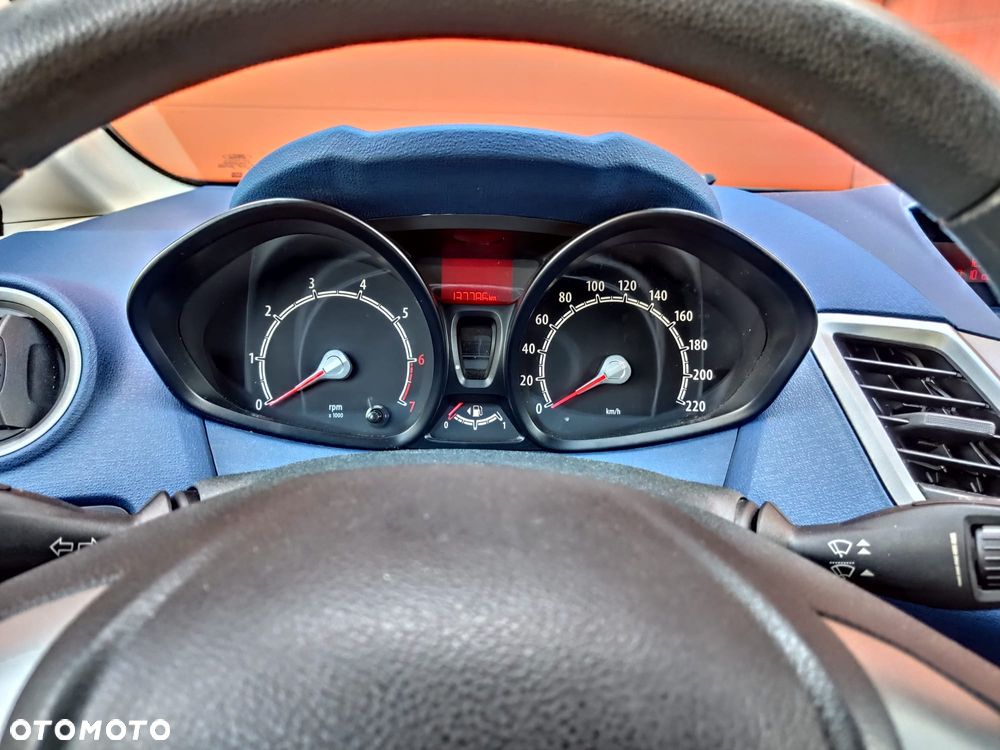 Ford Fiesta 1.25 Trend - 18