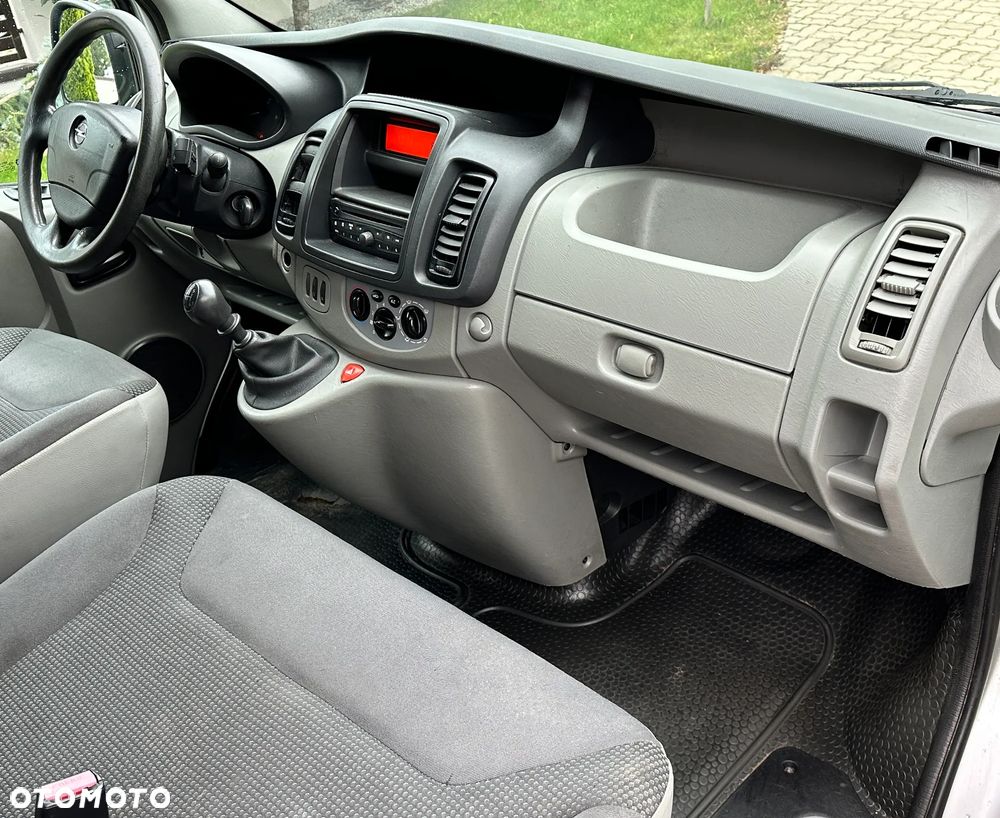 Opel VIVARO - 16