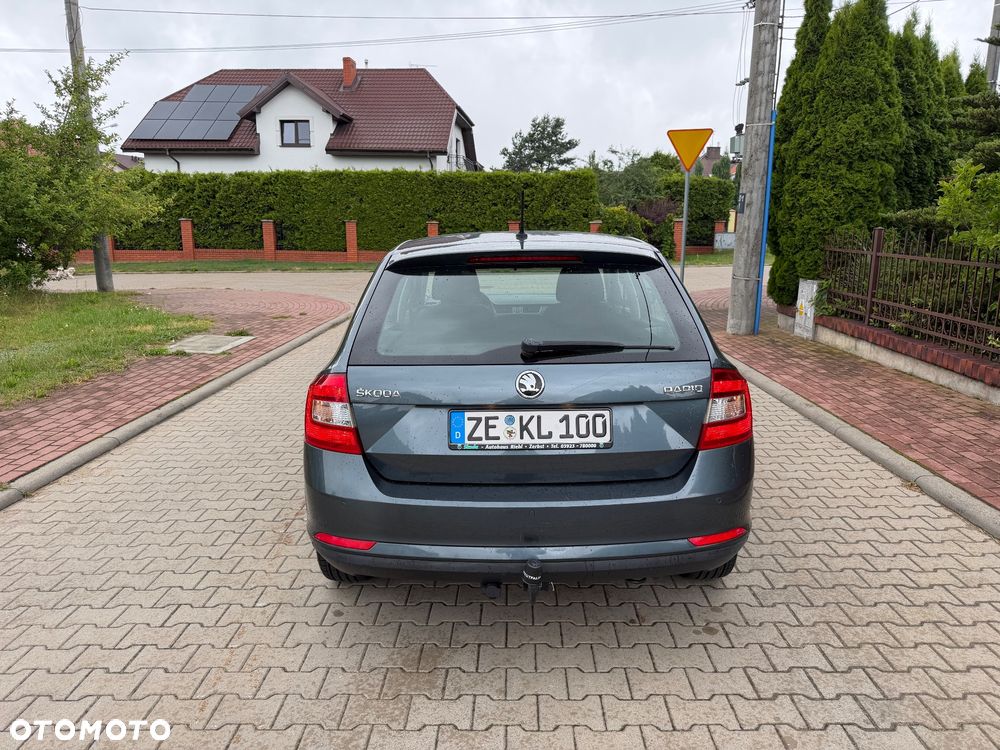 Skoda RAPID 1.2 TSI (Green tec) Emotion Plus - 15