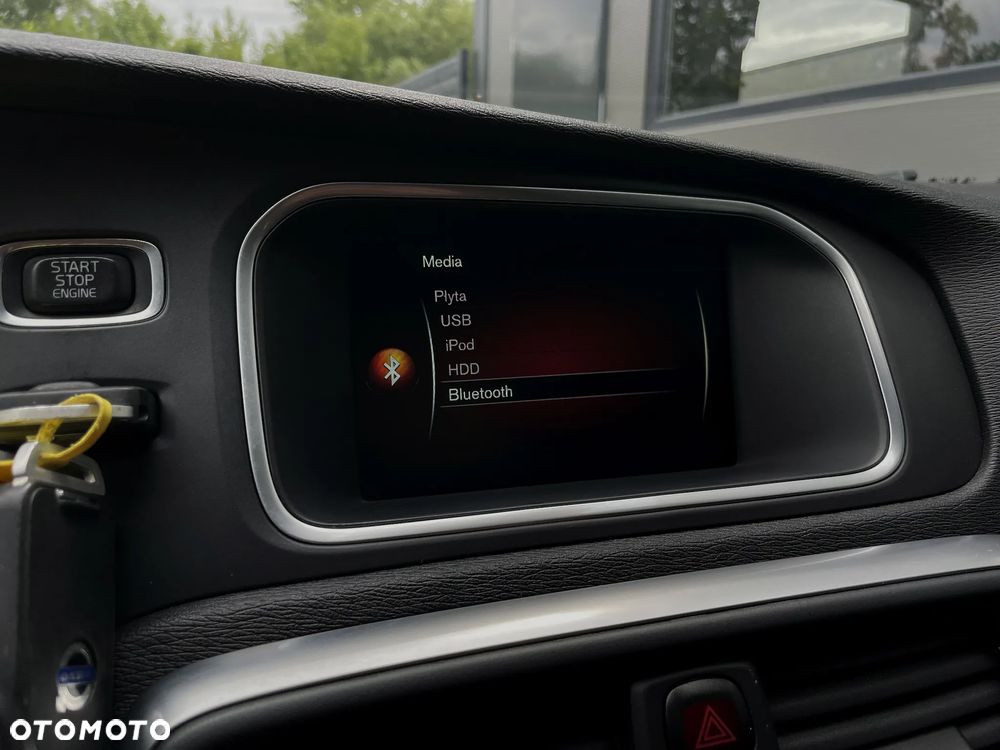 Volvo V40 Cross Country D3 Momentum - 26