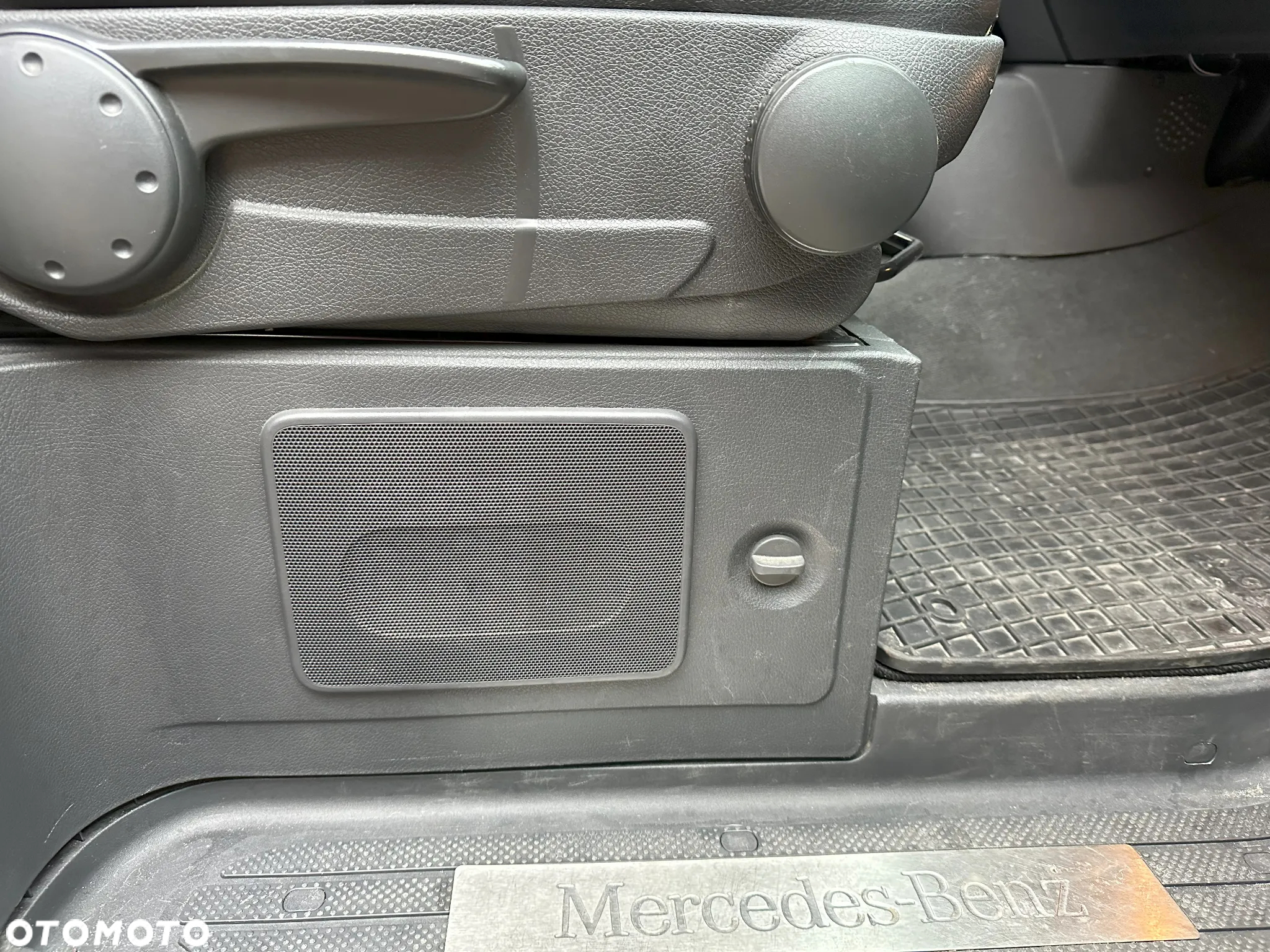 Mercedes-Benz Viano 3.0 CDI Ambiente (d³ugi) - 27