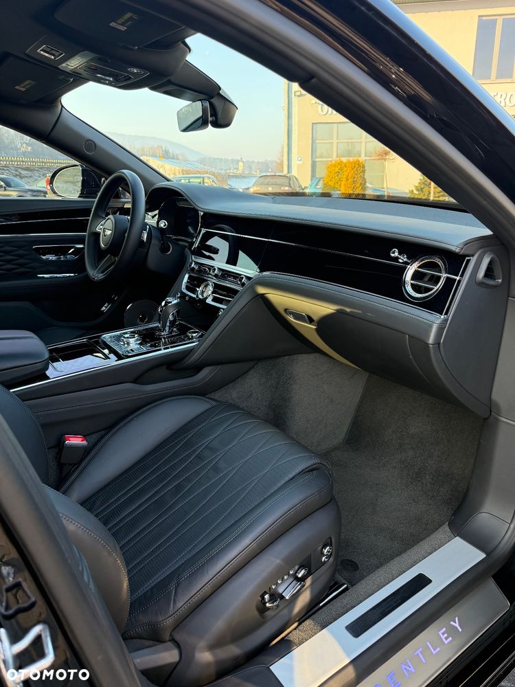 Bentley Flying Spur - 7