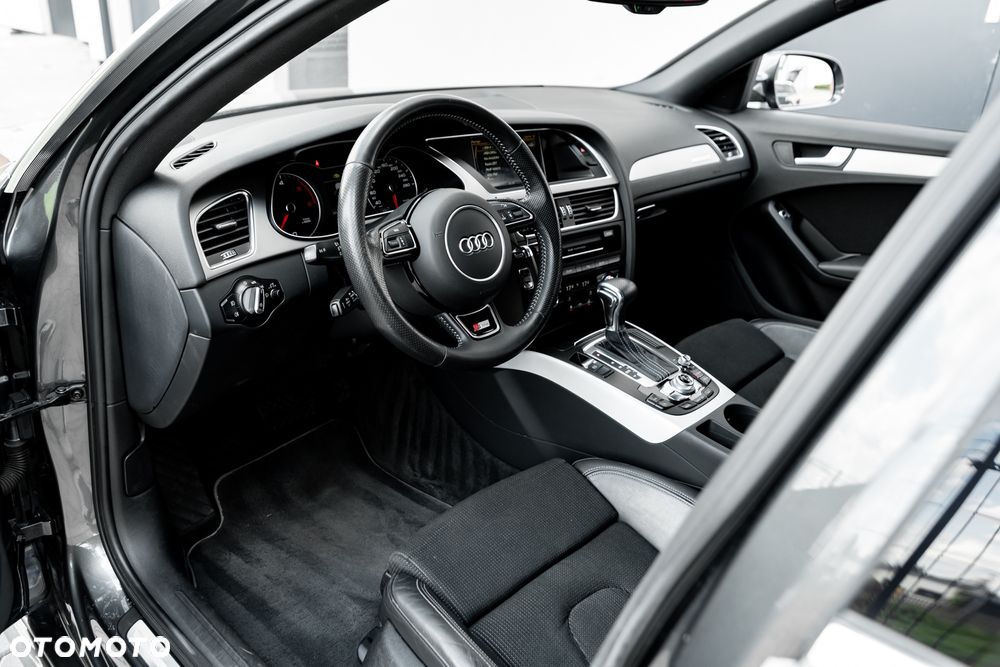 Audi A4 Avant 2.0 TDI DPF quattro S tronic S line Sportpaket - 15