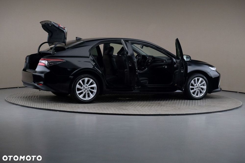 Toyota Camry 2.5 Hybrid Comfort CVT - 6