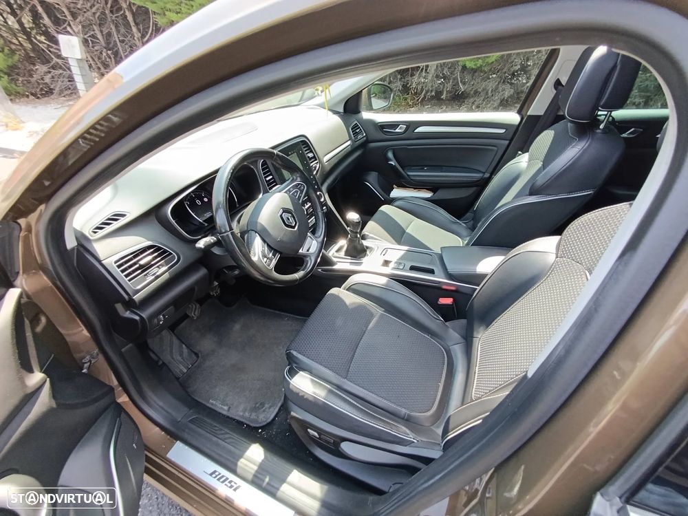Renault Mégane Sport Tourer ENERGY dCi 110 Start & Stopp Bose Edition - 8